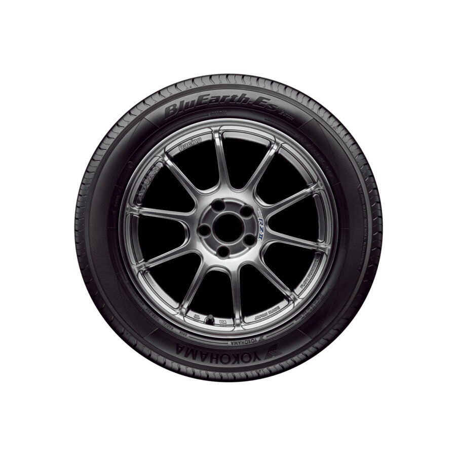 Neumático YOKOHAMA BLUEARTH ES-32 185/65 R15 88H | Carter-Cash